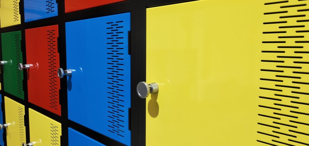 Contemporary Lockers with new padlockable handle