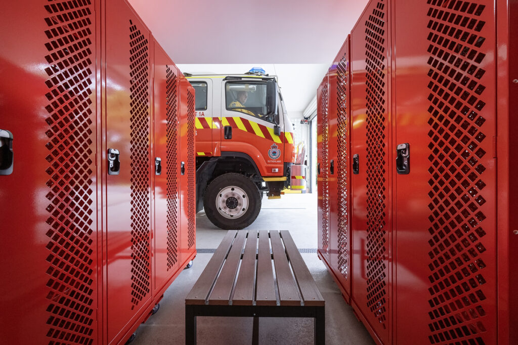 Aero Lockers & Bench Seating